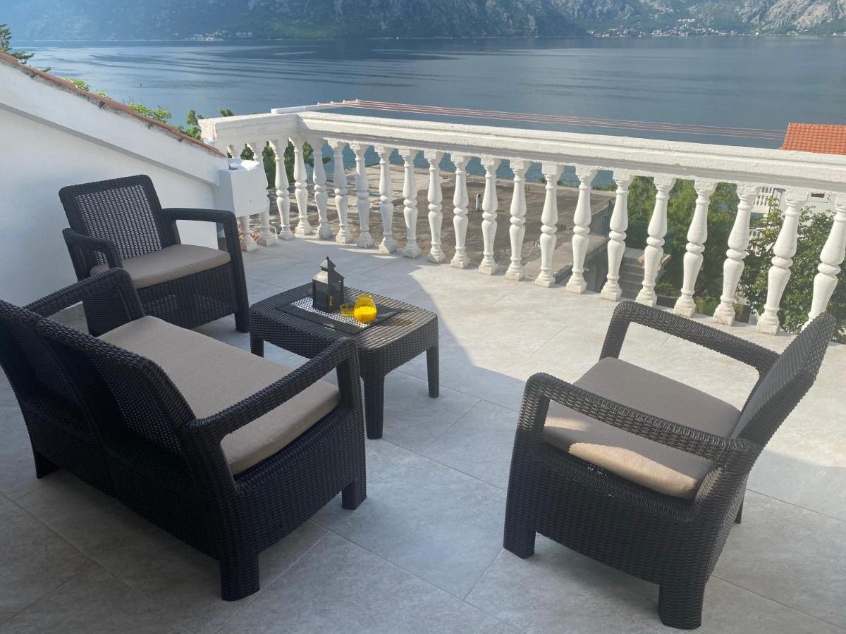 Lux Boka Sea View Apartment كوتور المظهر الخارجي الصورة