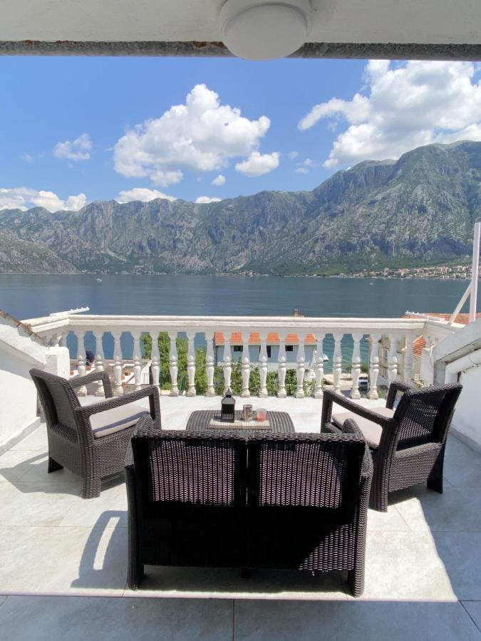 Lux Boka Sea View Apartment كوتور المظهر الخارجي الصورة