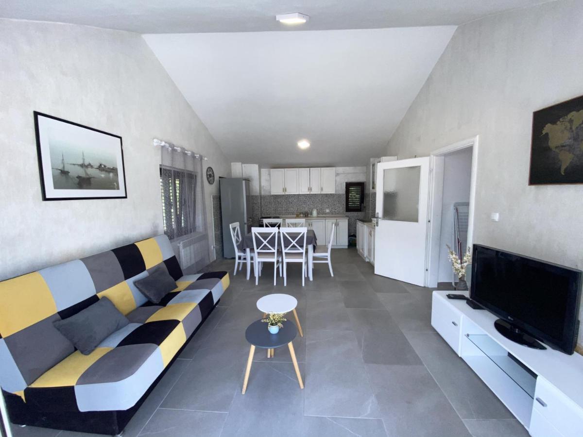 Lux Boka Sea View Apartment كوتور المظهر الخارجي الصورة