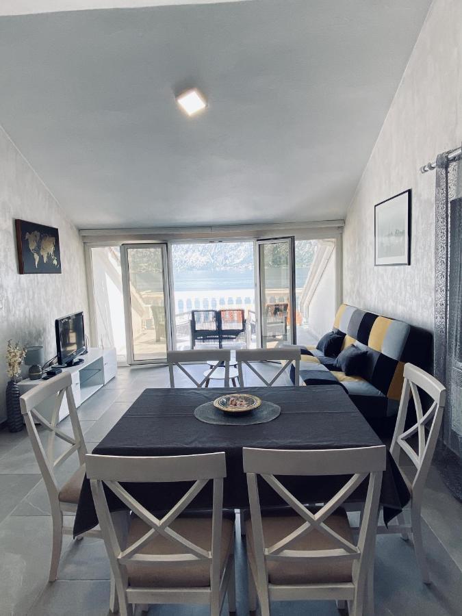 Lux Boka Sea View Apartment كوتور المظهر الخارجي الصورة