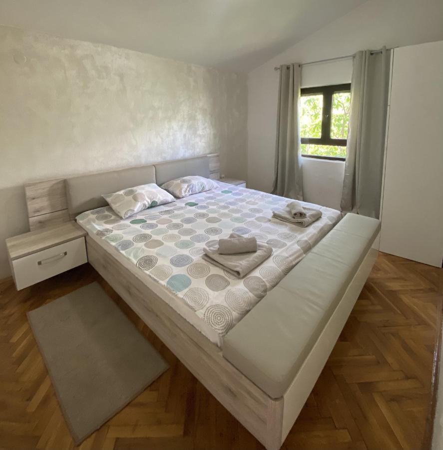 Lux Boka Sea View Apartment كوتور المظهر الخارجي الصورة