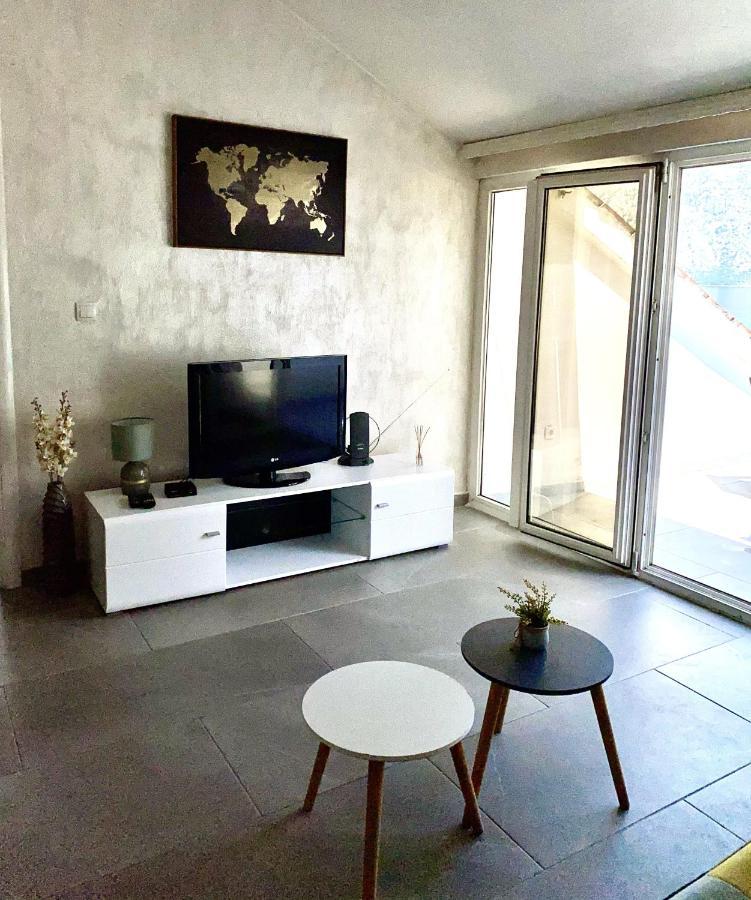 Lux Boka Sea View Apartment كوتور المظهر الخارجي الصورة