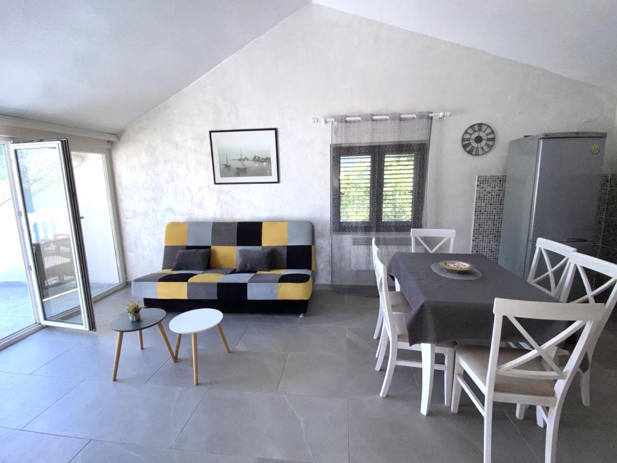 Lux Boka Sea View Apartment كوتور المظهر الخارجي الصورة